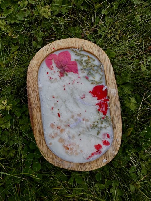 Wonky But Wonderful Scented Candles - Image 3